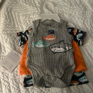 Baby boy outfit set size 0-3 month. Never used/worn, tag still on.